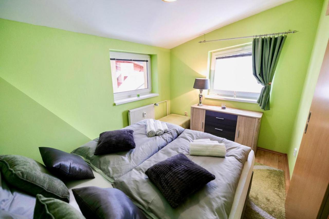 Hills View Apartment دونوفالي المظهر الخارجي الصورة