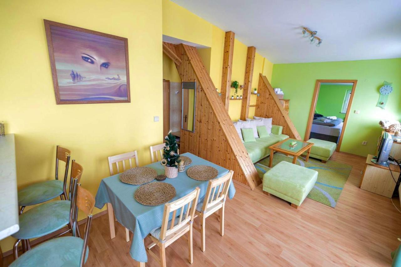 Hills View Apartment دونوفالي المظهر الخارجي الصورة