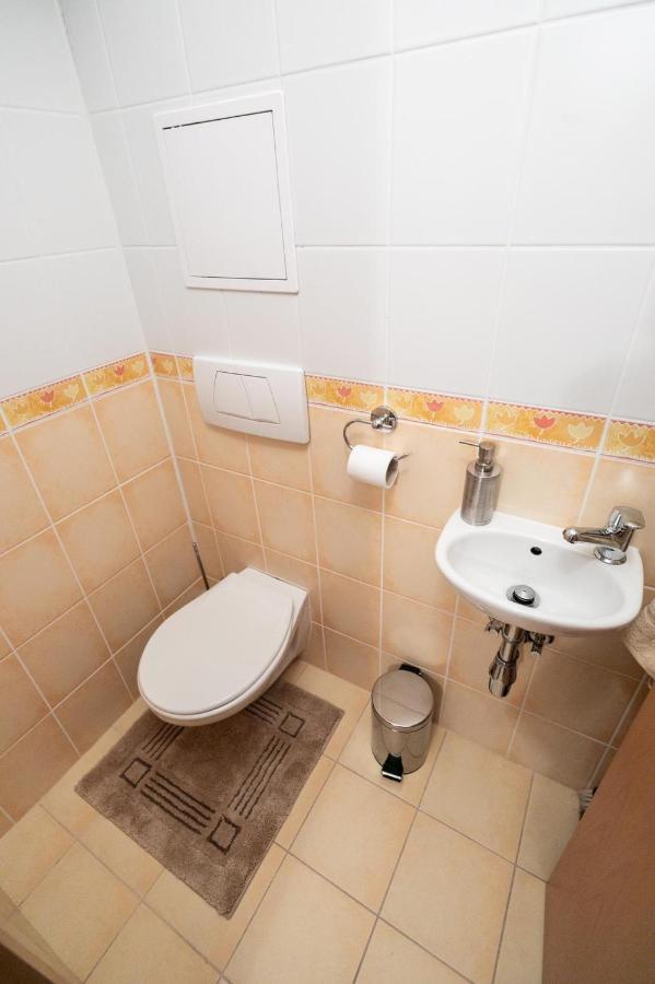 Hills View Apartment دونوفالي المظهر الخارجي الصورة