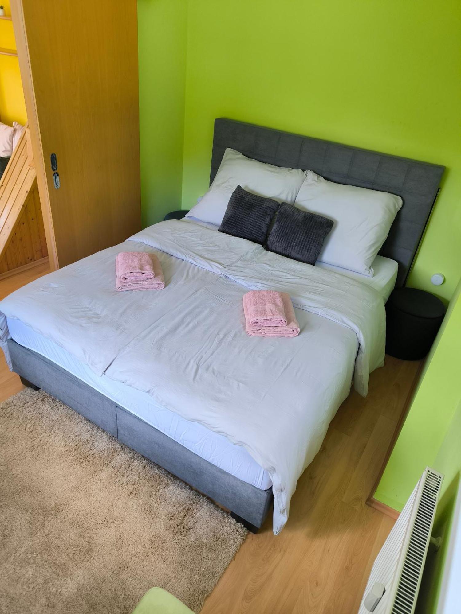 Hills View Apartment دونوفالي المظهر الخارجي الصورة