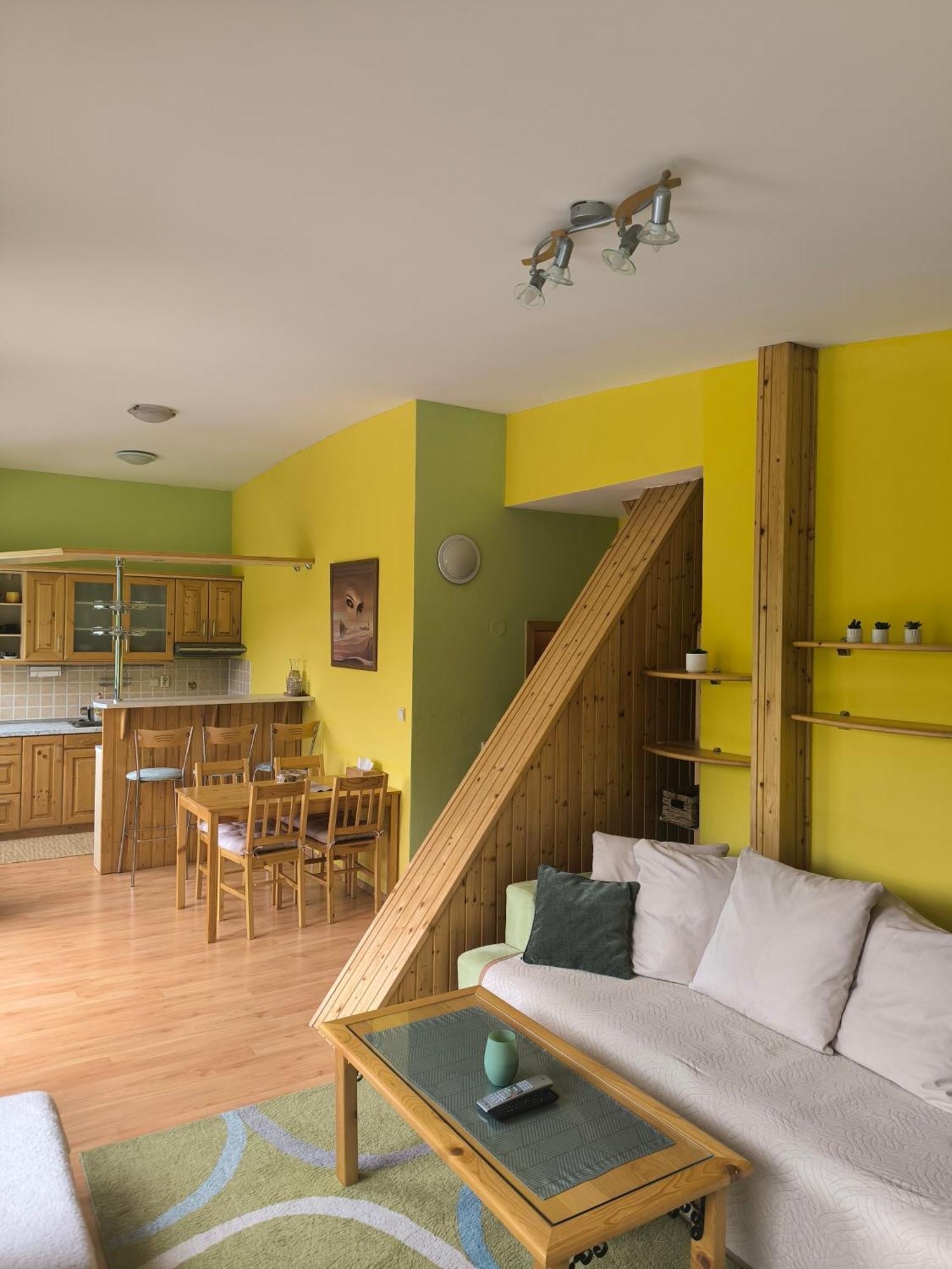 Hills View Apartment دونوفالي المظهر الخارجي الصورة