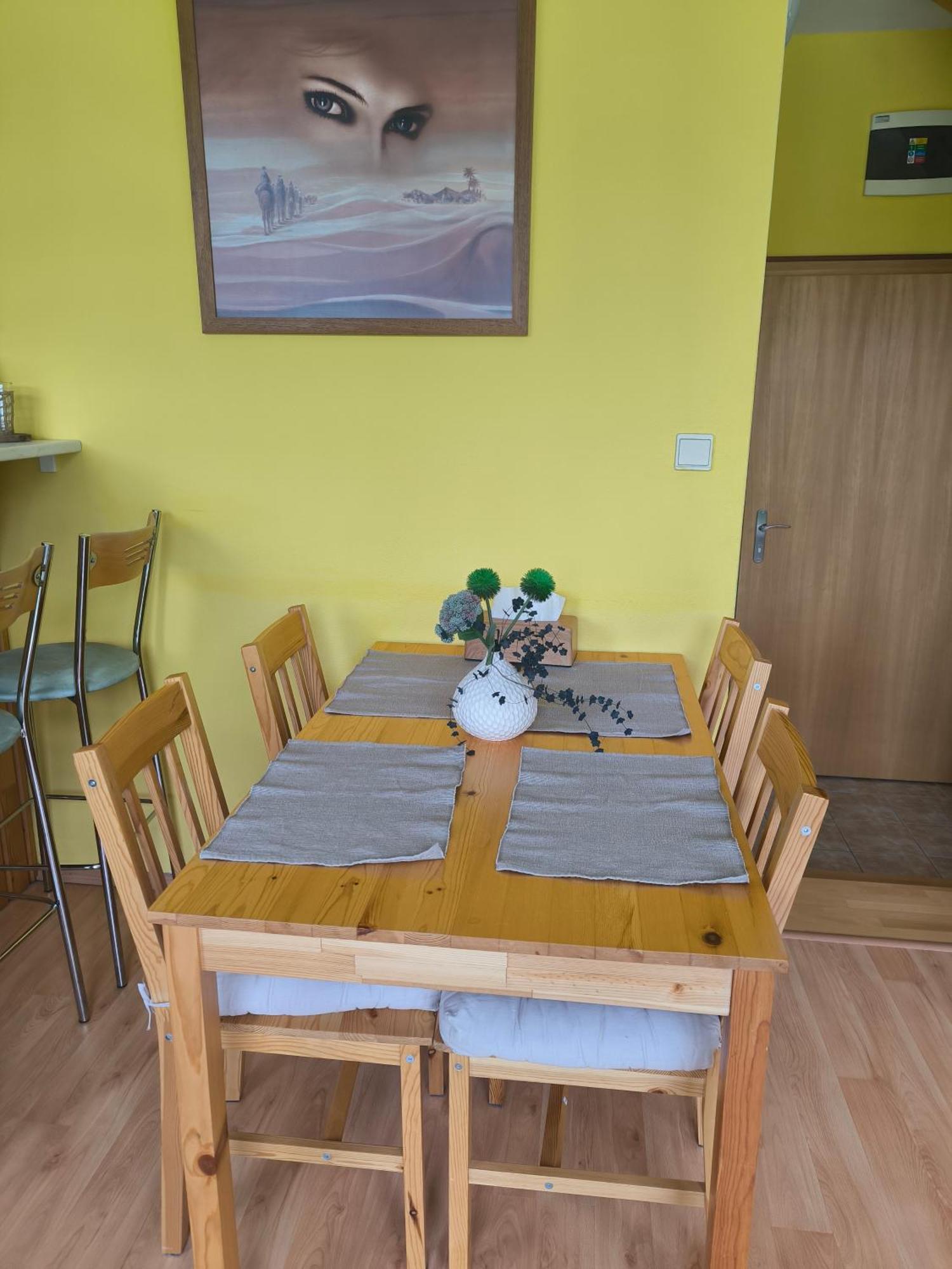 Hills View Apartment دونوفالي المظهر الخارجي الصورة